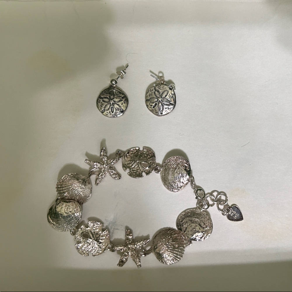 Silver Seashell Jewelry Set